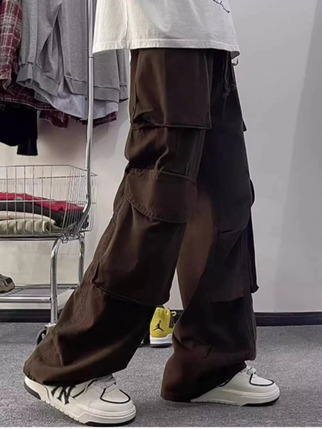 Men's Loose Fit Multi-Pocket Cargo Pants