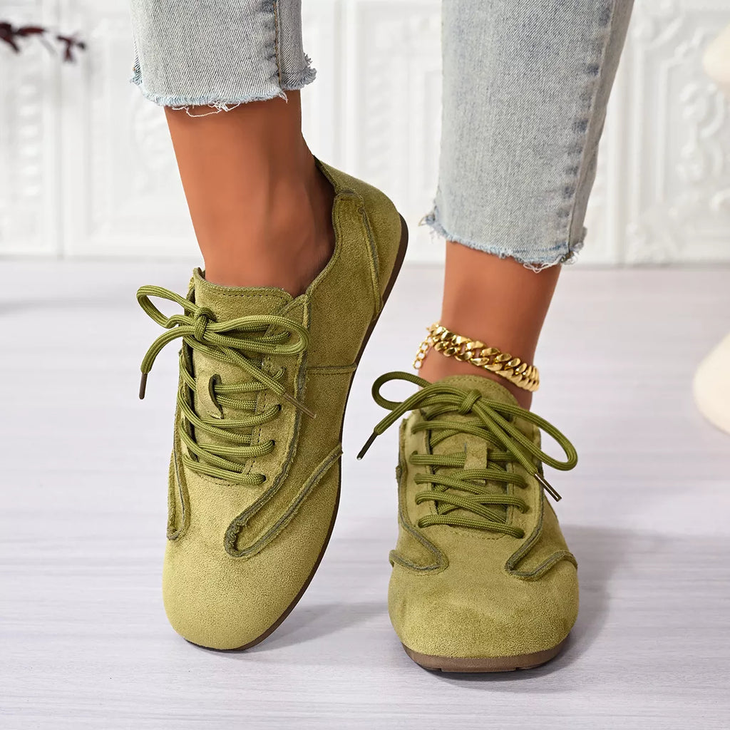 Lace Up Round Toe Sneakers