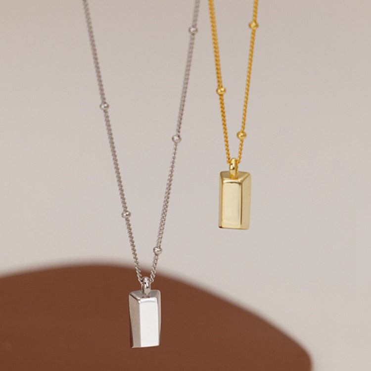 Titanium Steel Small Gold Brick Necklace Women's Non-fading Elegant New Fashion Popular Niche Light Luxury High-grade Clavicle Chain