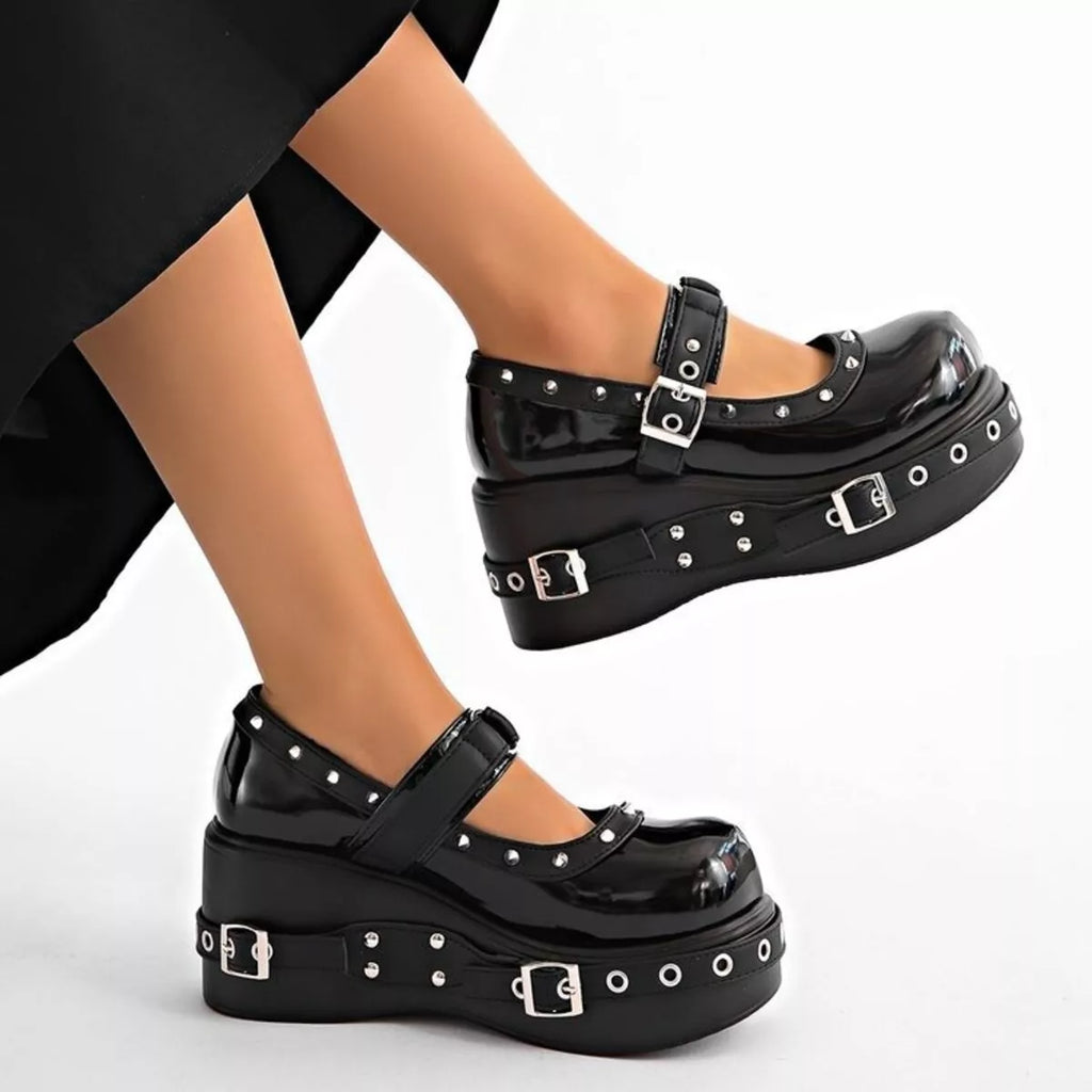 Round Toe Studded Loafers