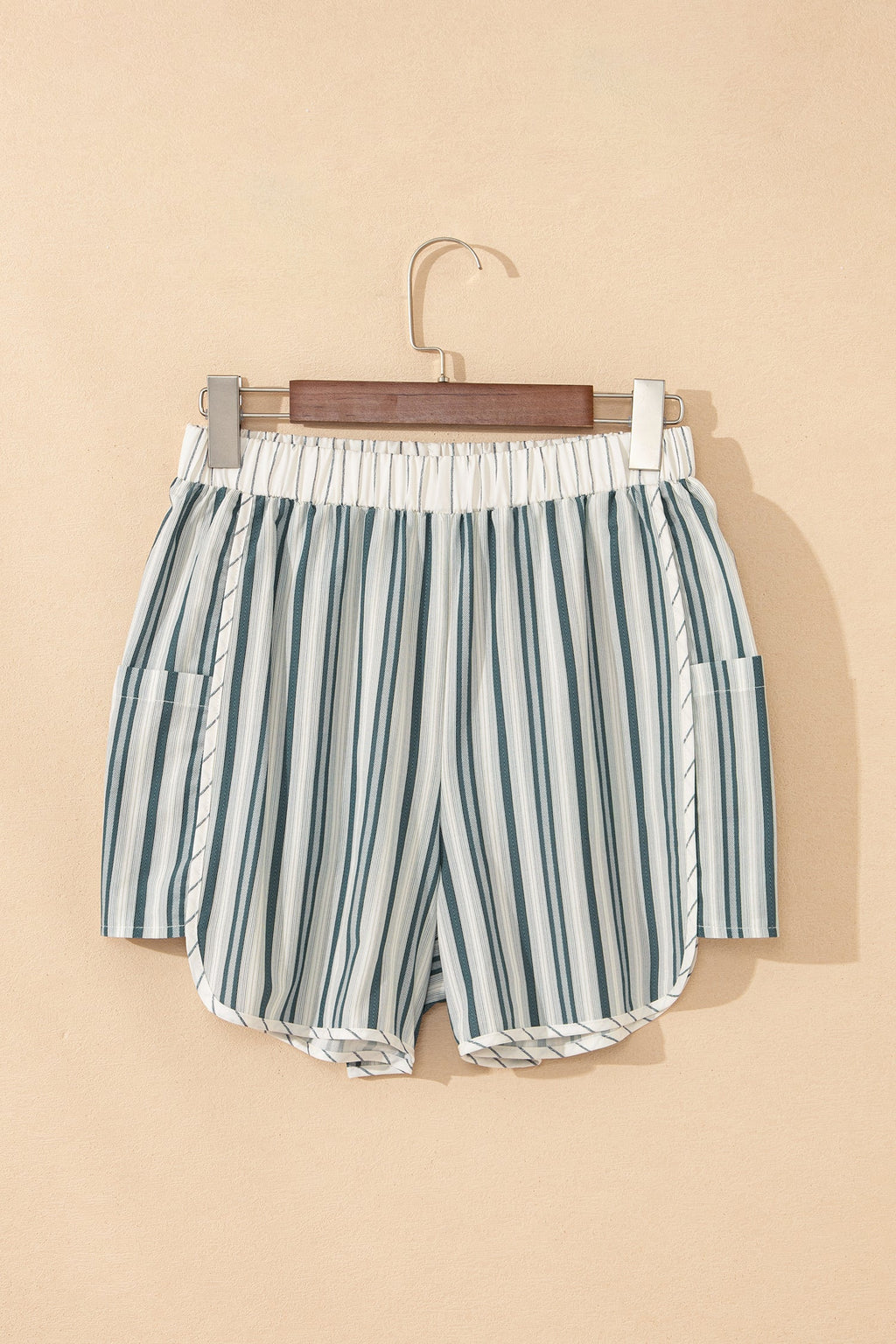 Gray Stripe Elastic Waist Cargo Pocket Casual Shorts