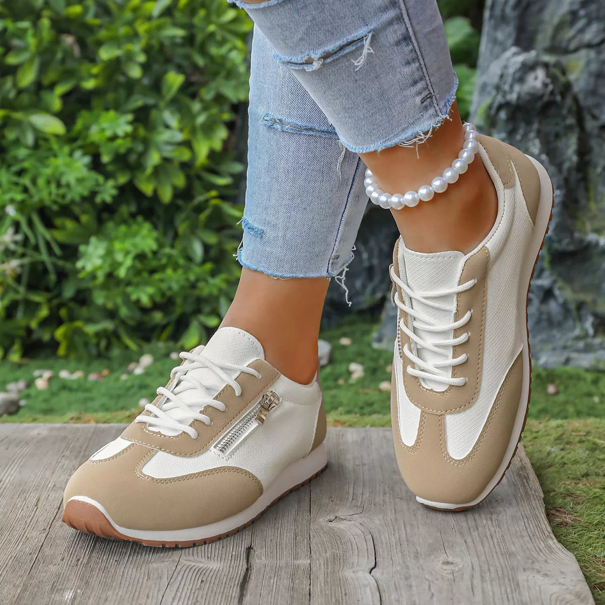 Round Toe Lace Up Sneakers