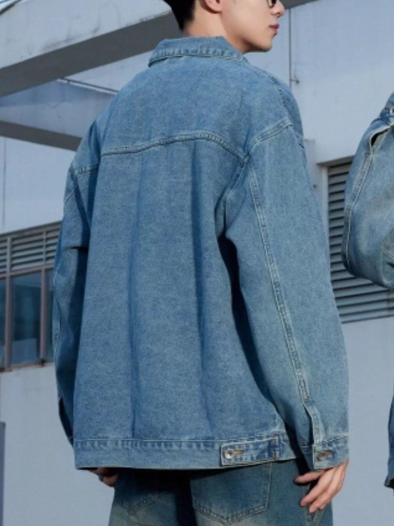 Men's Button Up Long Sleeve Denim Jacket