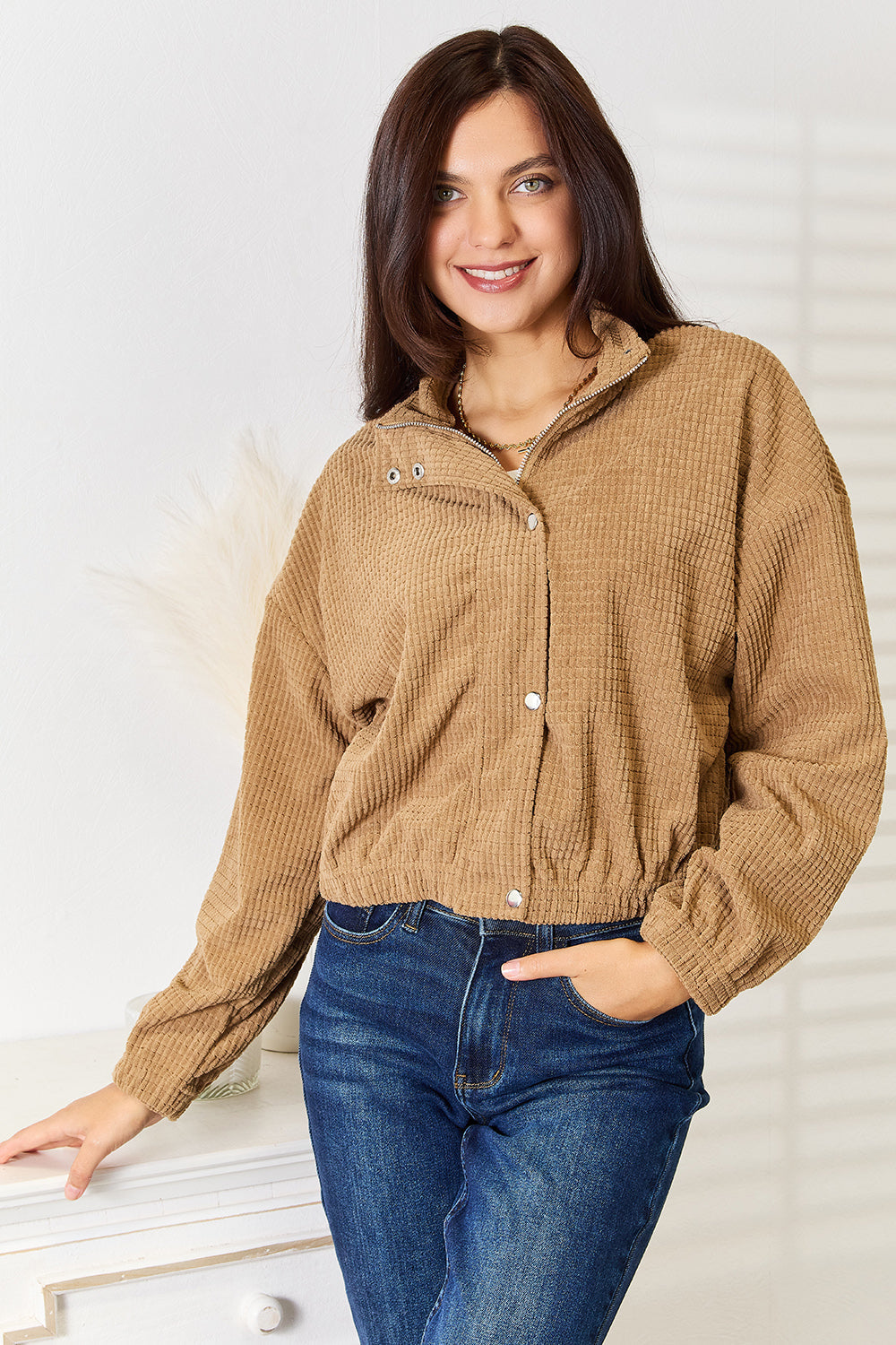 Cropped Corduroy Stand Collar Button-Down Jacket
