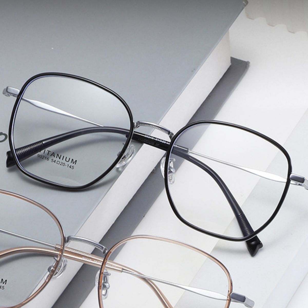 Oversized Polygon Frame Glasses