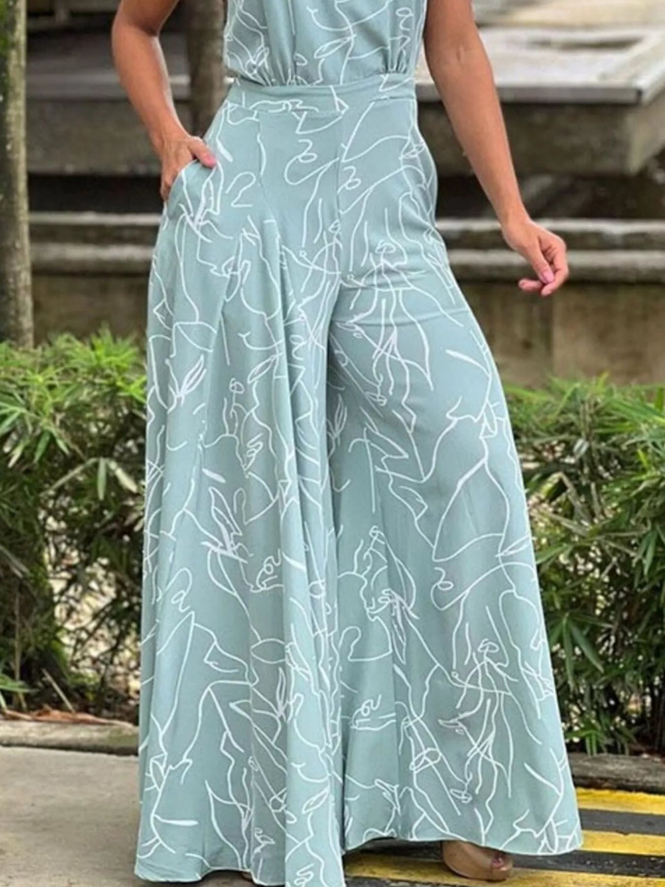 Halter Neck Abstract Print Wide Leg Jumpsuit