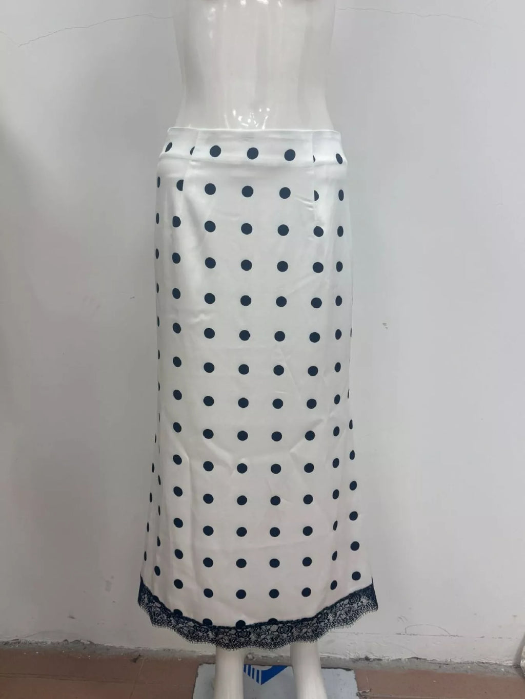 Polka Dot Midi Skirt with Lace Trim