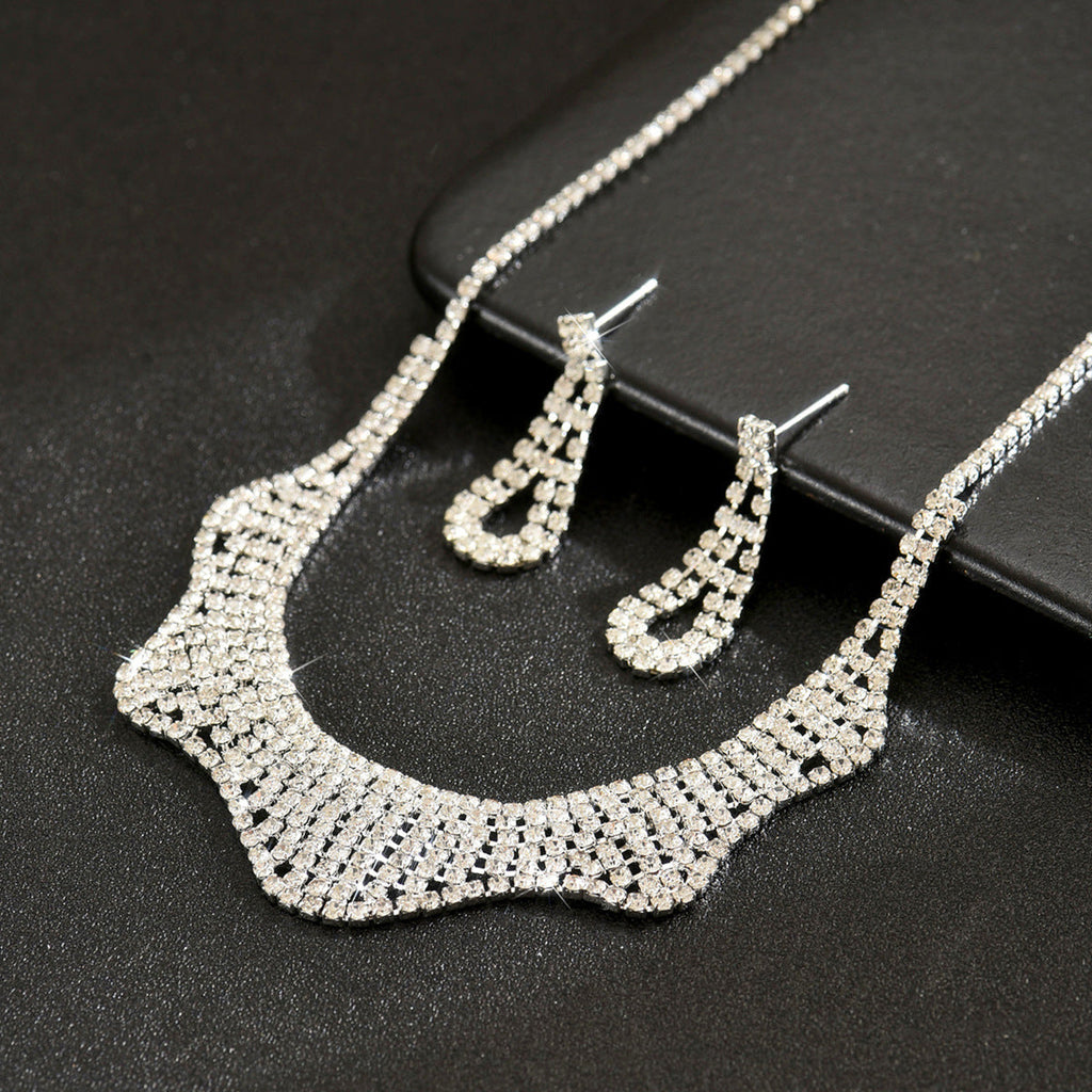 Women 2 Pcs Wavy Rhinestone Jewelry Set,Choker Necklace And Hollow Teardrop Dangle Earrings,Glamour Costume Accessories For Wedding Banquet Party Occasion