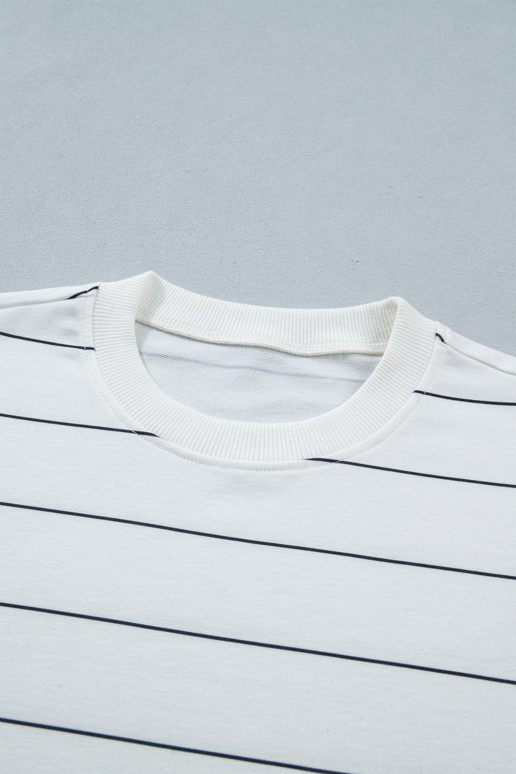 White Stripe Half Sleeve Tee Drawstring Shorts 2pcs Set