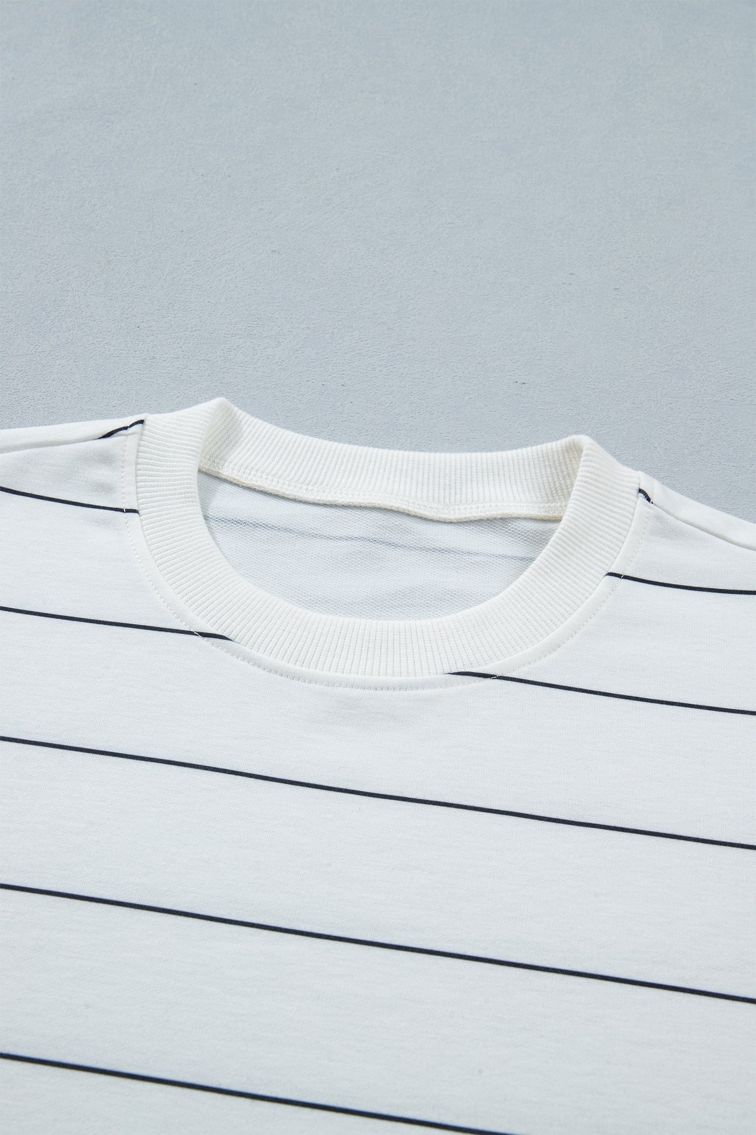 White Stripe Half Sleeve Tee Drawstring Shorts 2pcs Set