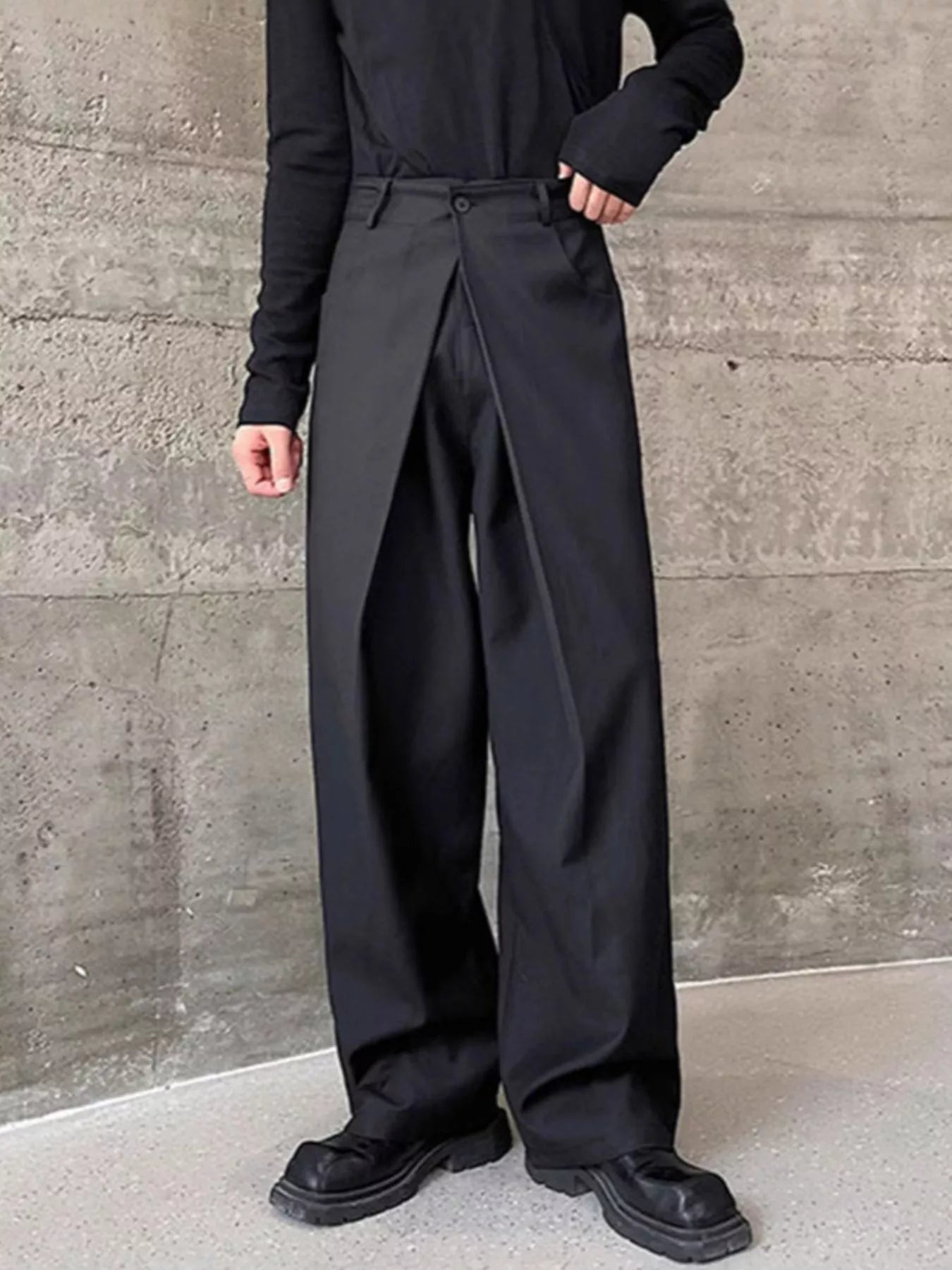 Men's Pleated Detail Wide-Leg Pants