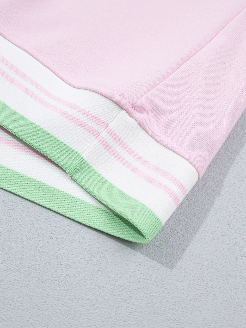 Contrast Striped Trim Baggy Pullover Sweatshirt