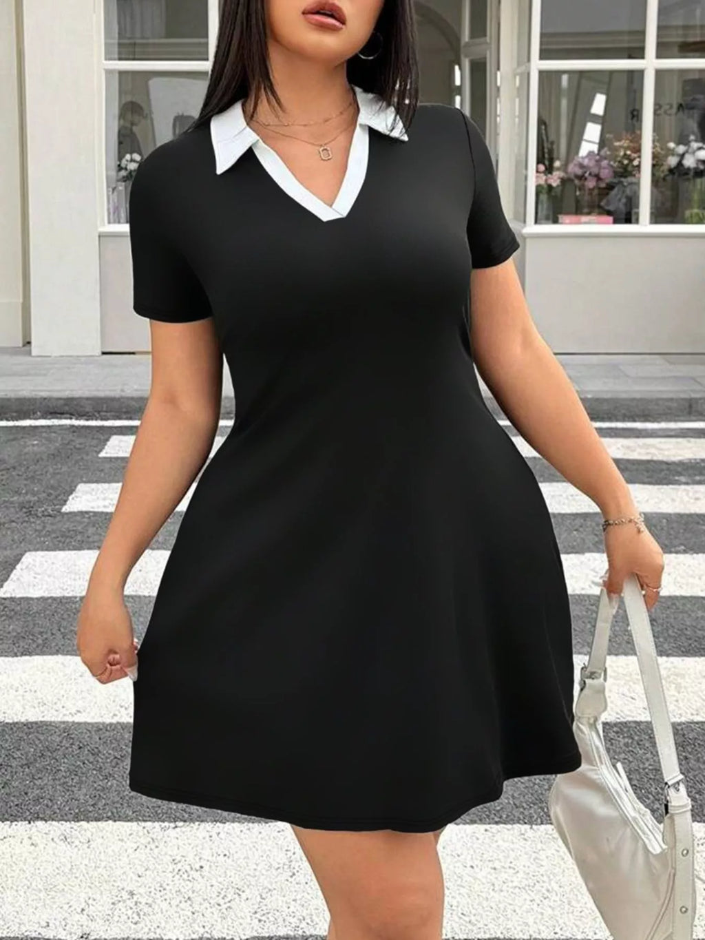 Contrast Collar Bodycon Mini Dress