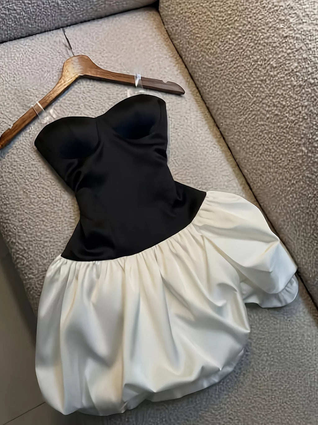 Two-Tone Strapless Bubble Hem Mini Dress
