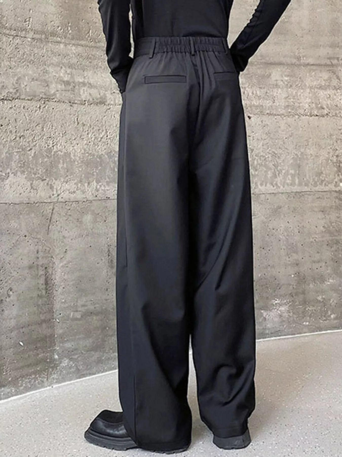 Men's Pleated Detail Wide-Leg Pants