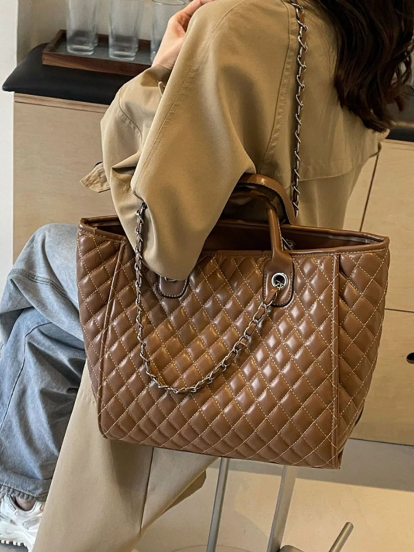 Quilted Chain Shoulder Bag
