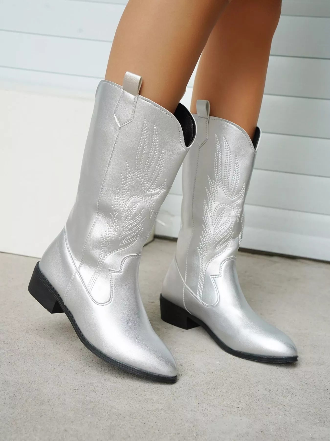 Embroidered Block Heels Boots