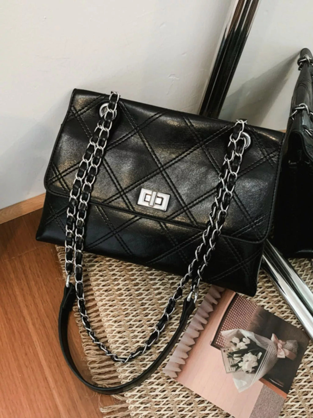 Quilted Chain Shoulder Bag