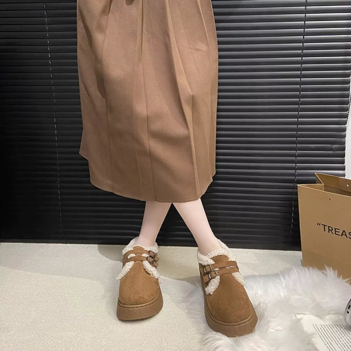 Double Buckle Fur-Lined Winter Ankle Boots