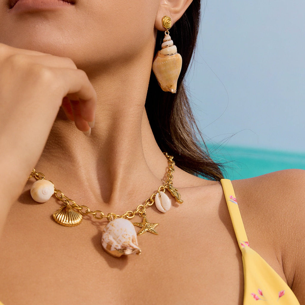 18K Gold Conch-Shaped Ocean-Style Earring and Necklace Set