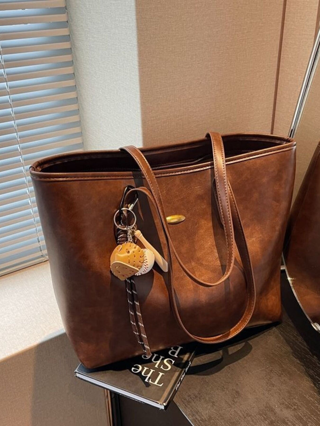 Vintage Style Leather Tote Bag