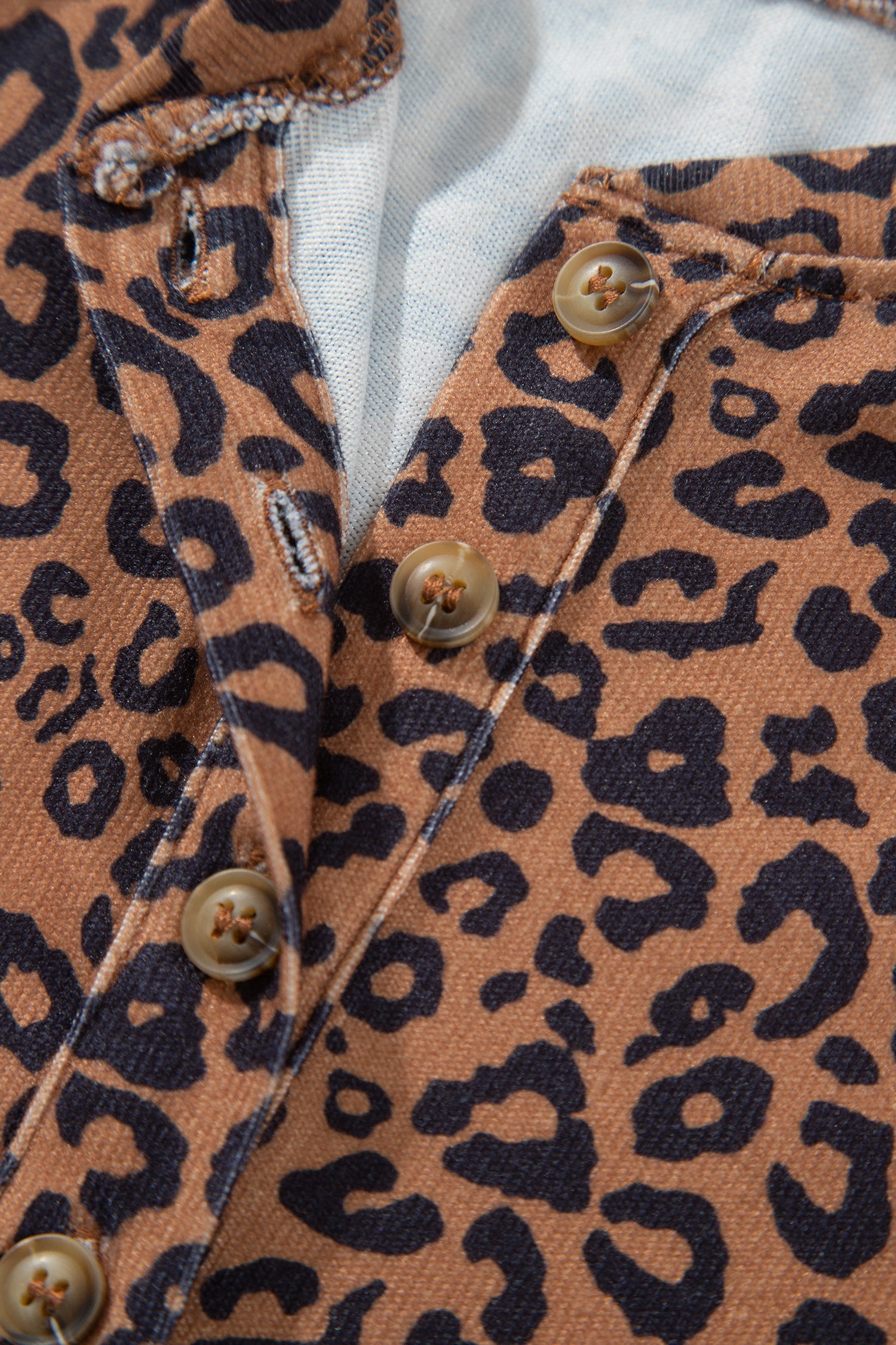 Brown Leopard Print Long Sleeve Henley Top Elastic Waist Shorts 2pcs Outfit
