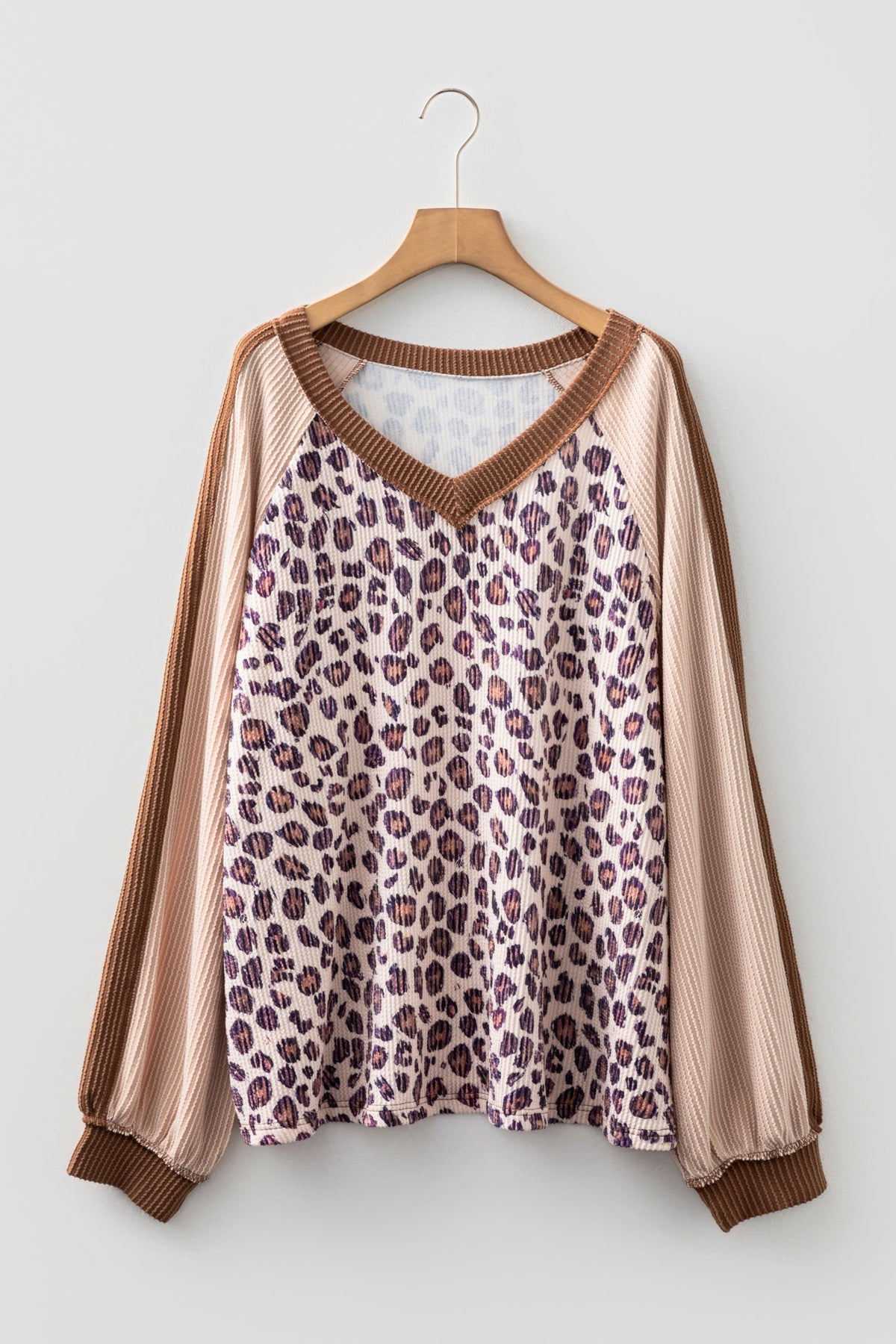 Plus Size Leopard Colorblock Ribbed V-Neck Pullover