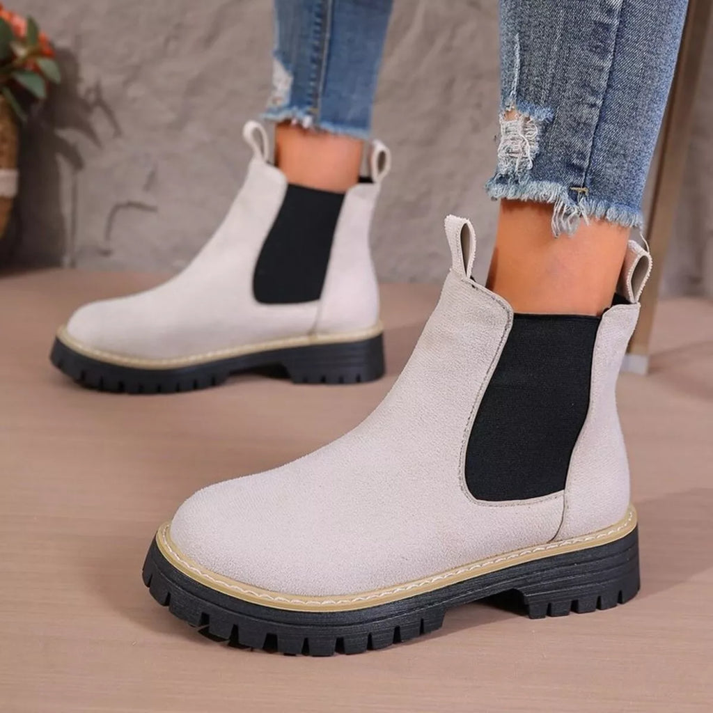 Round Toe Platform Boots