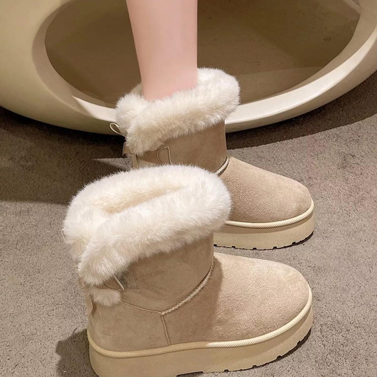 Round Toe Fuzzy Boots