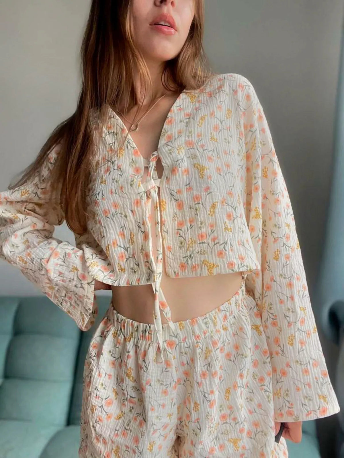 Floral Print Crinkle Texture Tie-Front Top and Shorts Set