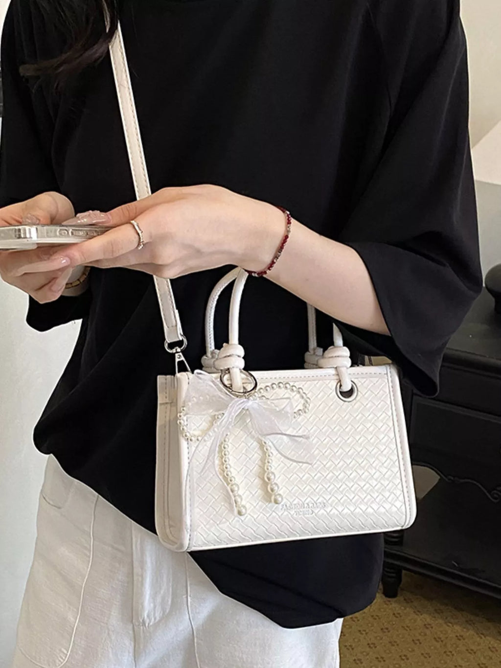 Elegant Bow Pearl Embellished Crossbody Bag