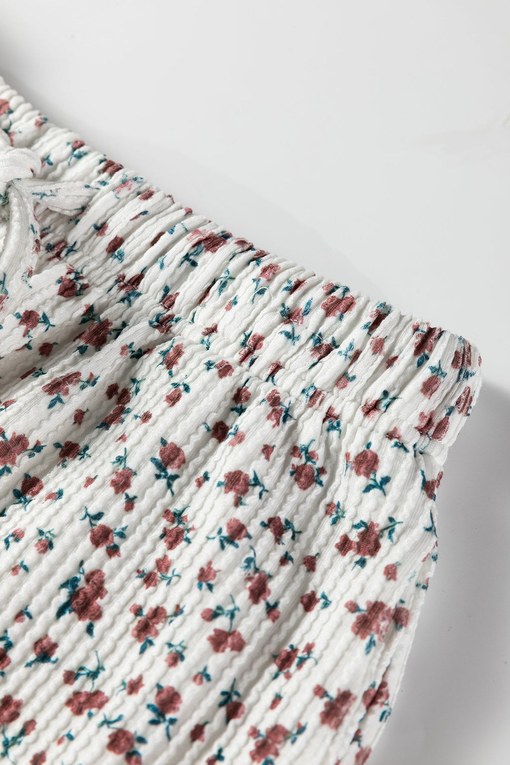 White Spiral Ribbed Floral Print Long Sleeve Henley Top Drawstring Short Set