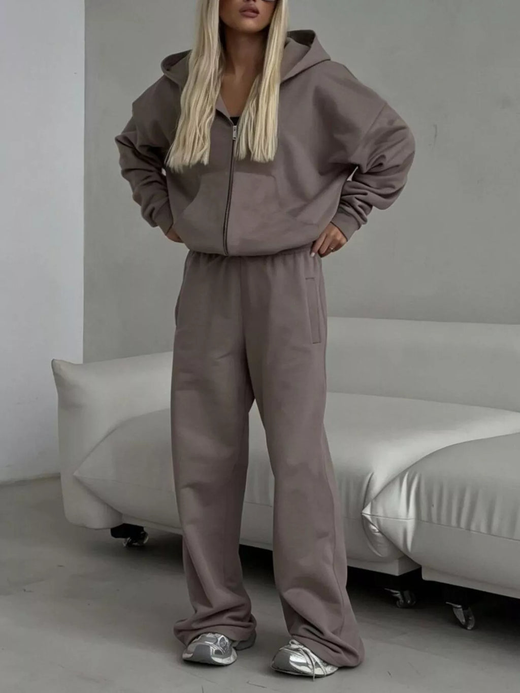Casual Zip-Up Hoodie and Wide-Leg Sweatpants Set