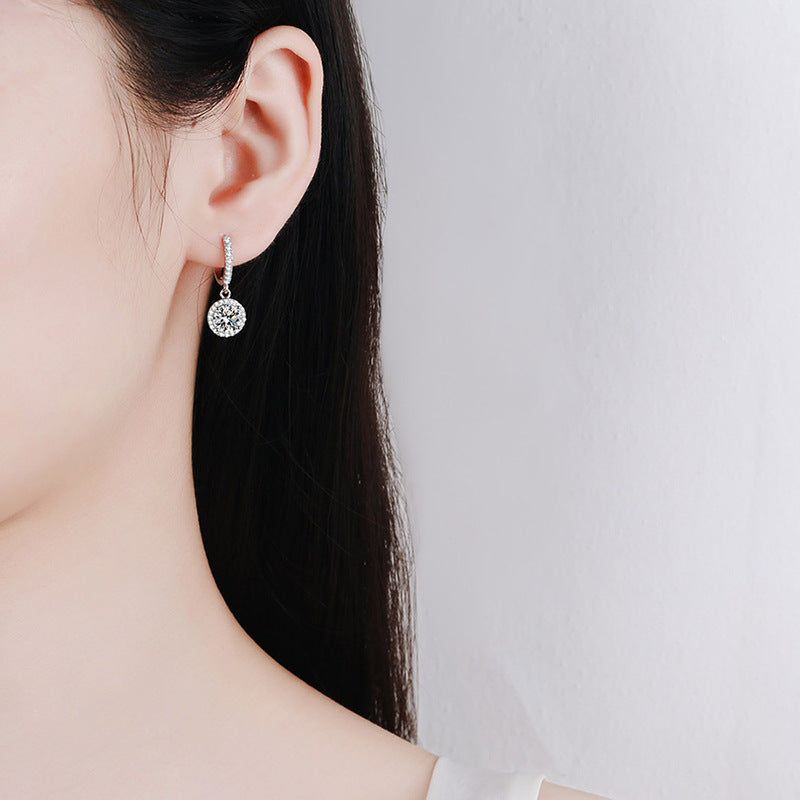 Fashionable And Personalized Moissanite Earrings For Women