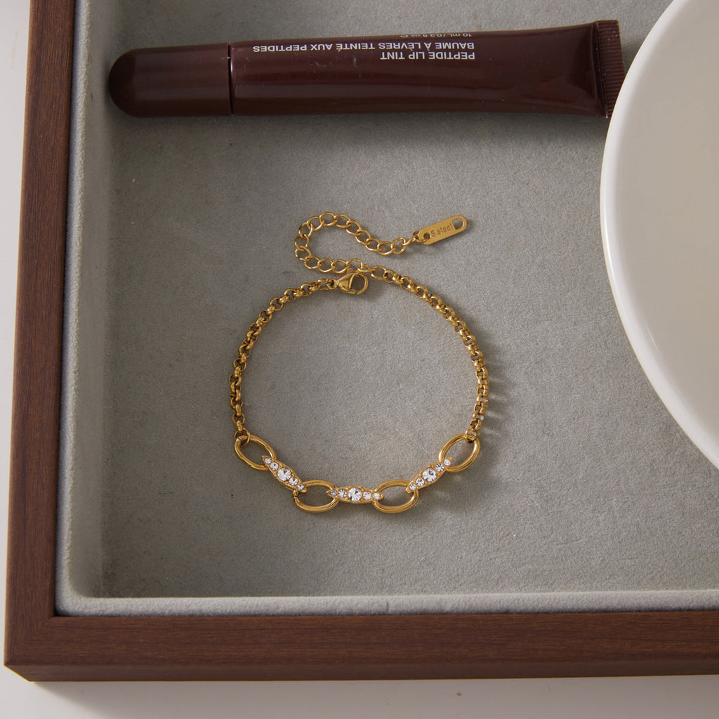 Oval Link Bracelet Collection