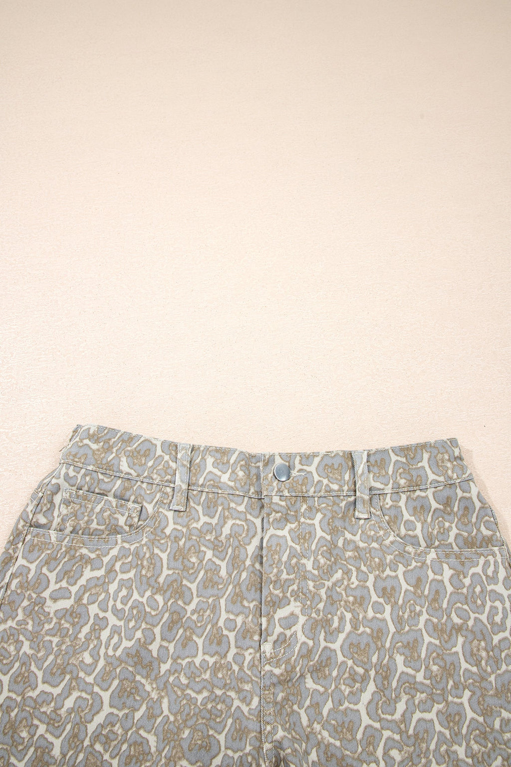 Khaki Raw Edge Leopard Print Denim Shorts