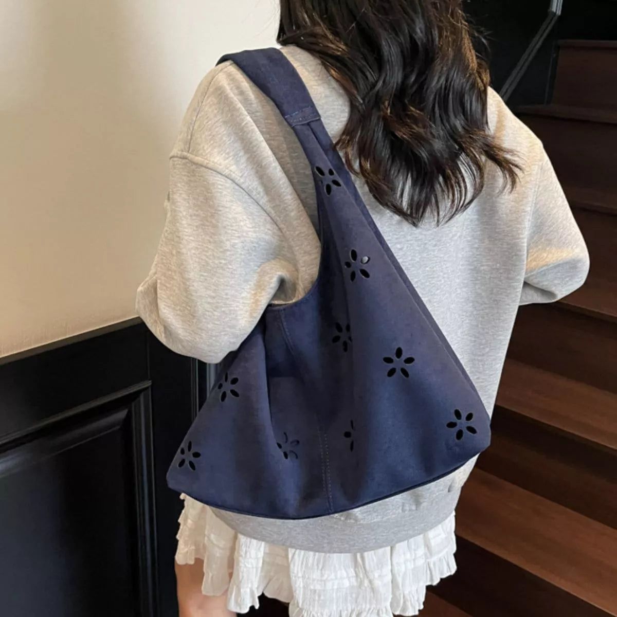 Cut-out Shoulder Bag