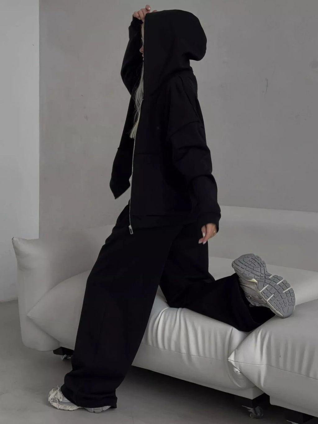 Casual Zip-Up Hoodie and Wide-Leg Sweatpants Set