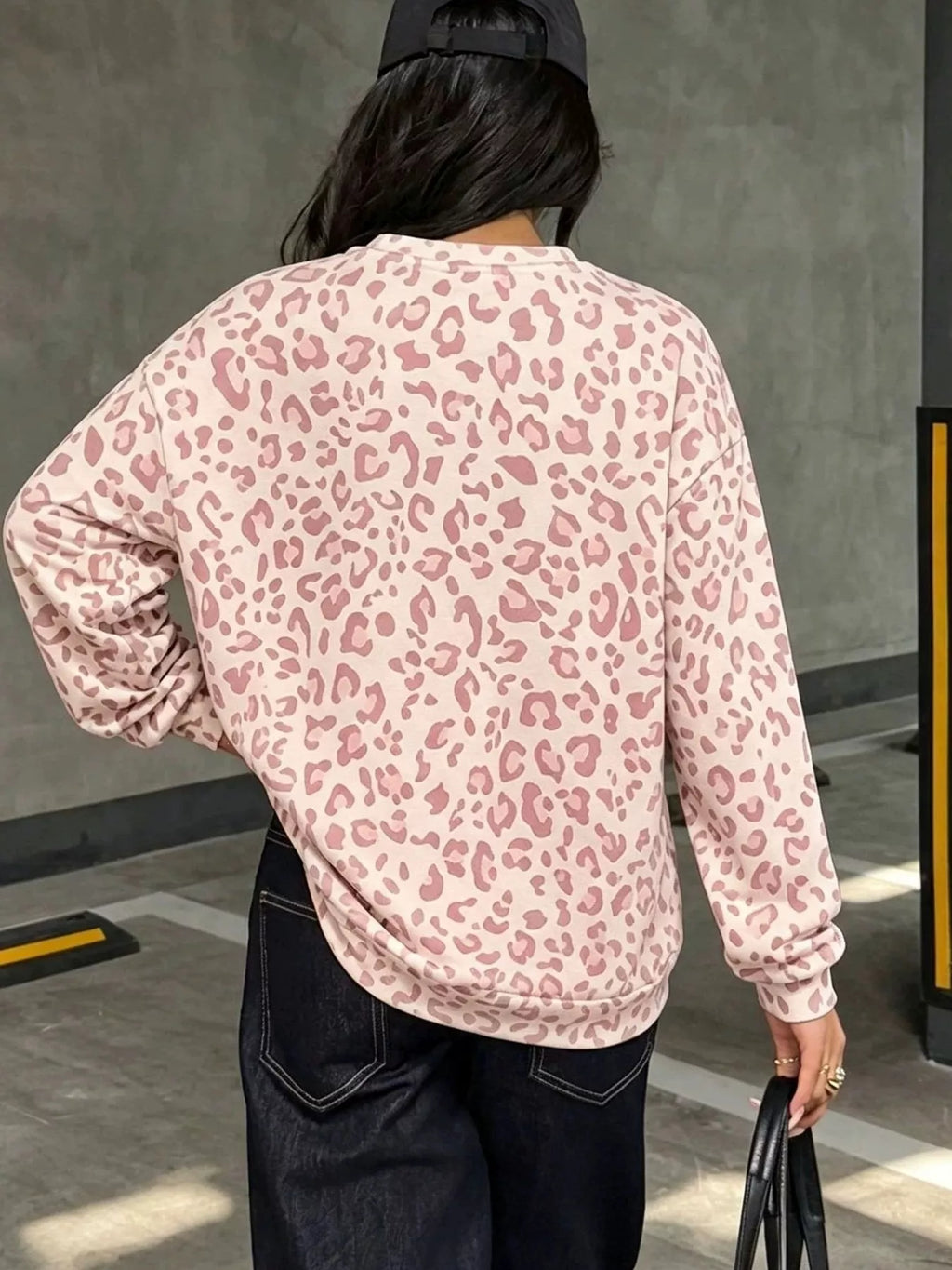 Leopard Print Crew Neck Sweatshirt