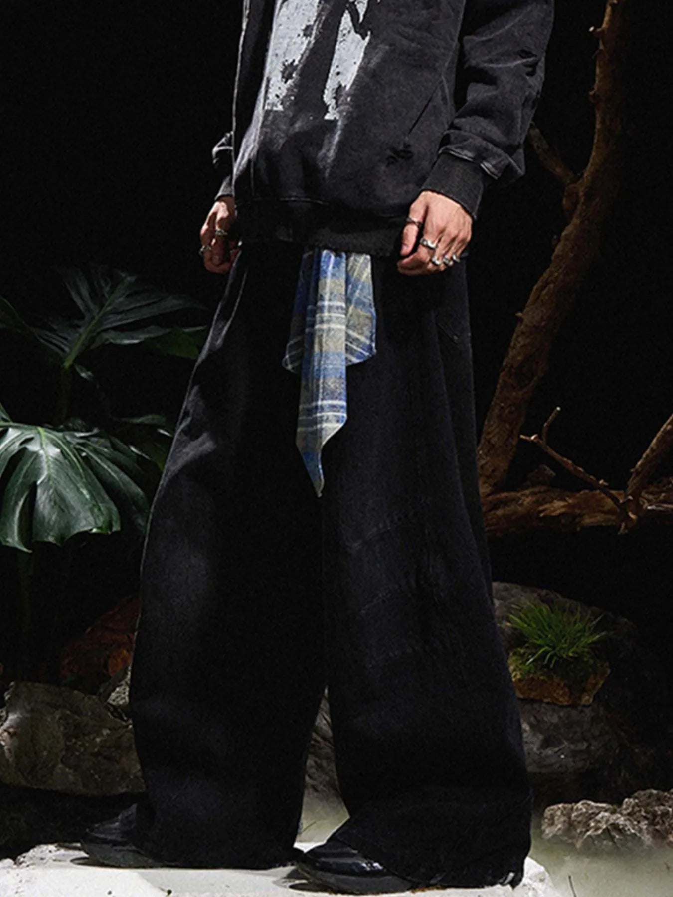 Men's Wide Leg Jeans