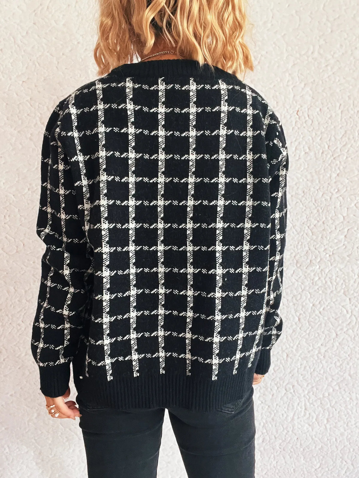 Plaid Zip-Up Cardigan with Gentle Stretch