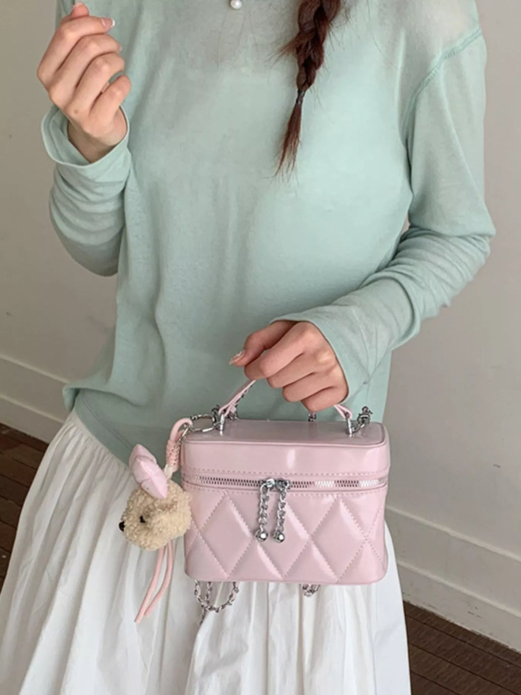 Quilted Chain Strap Crossbody Bag