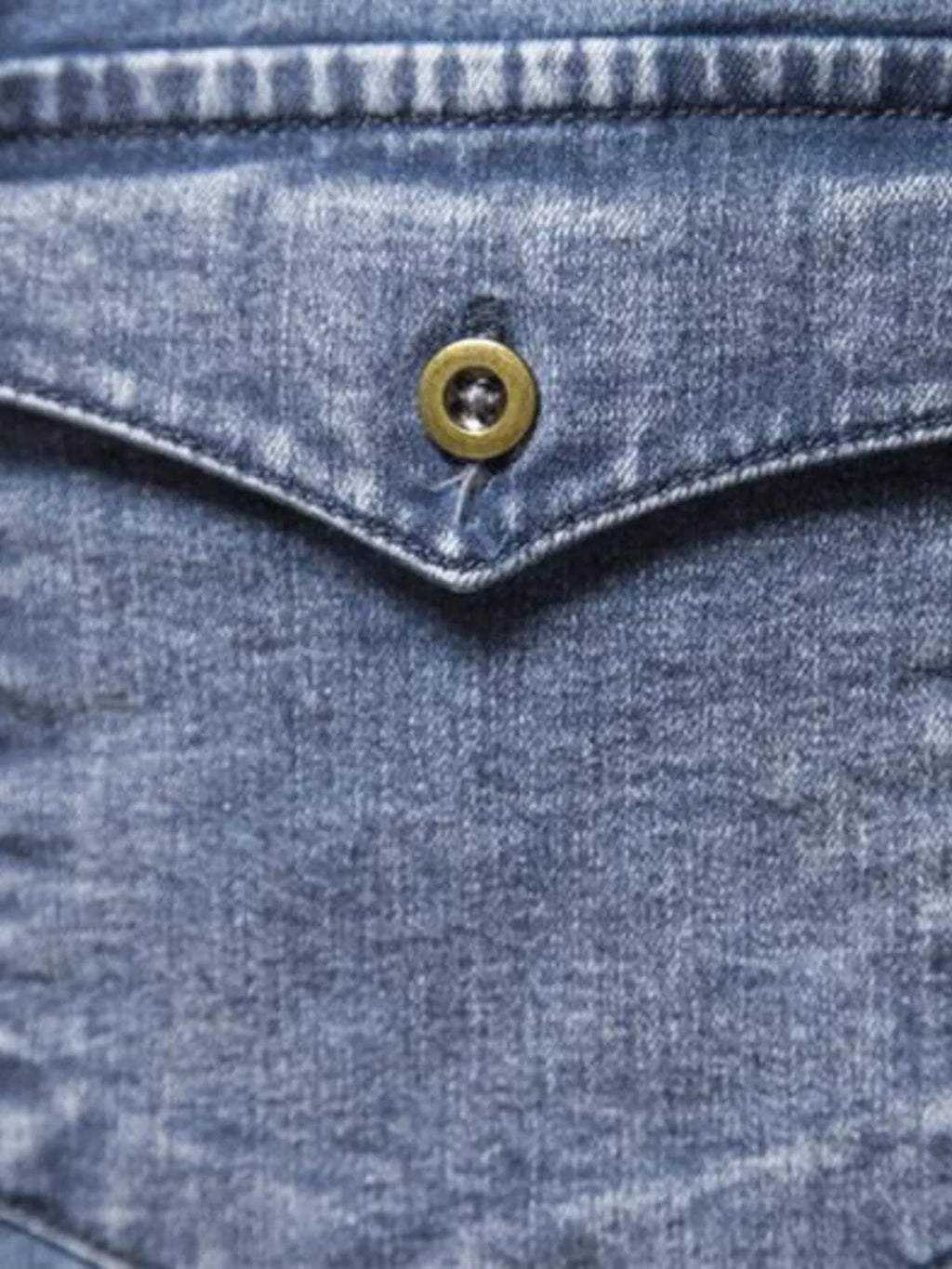 Men's Button Up Long Sleeve Denim Shirt