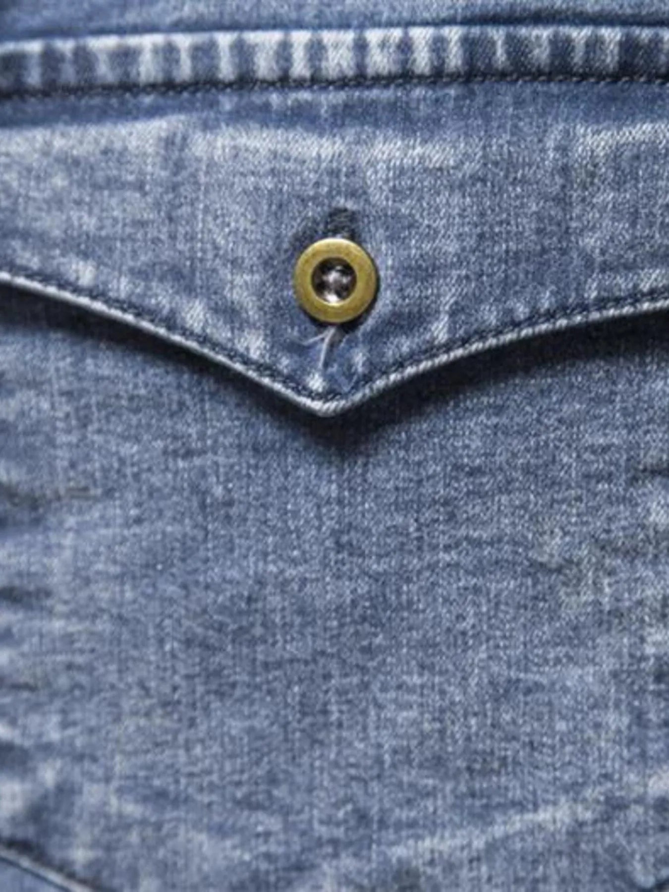 Men's Button Up Long Sleeve Denim Shirt