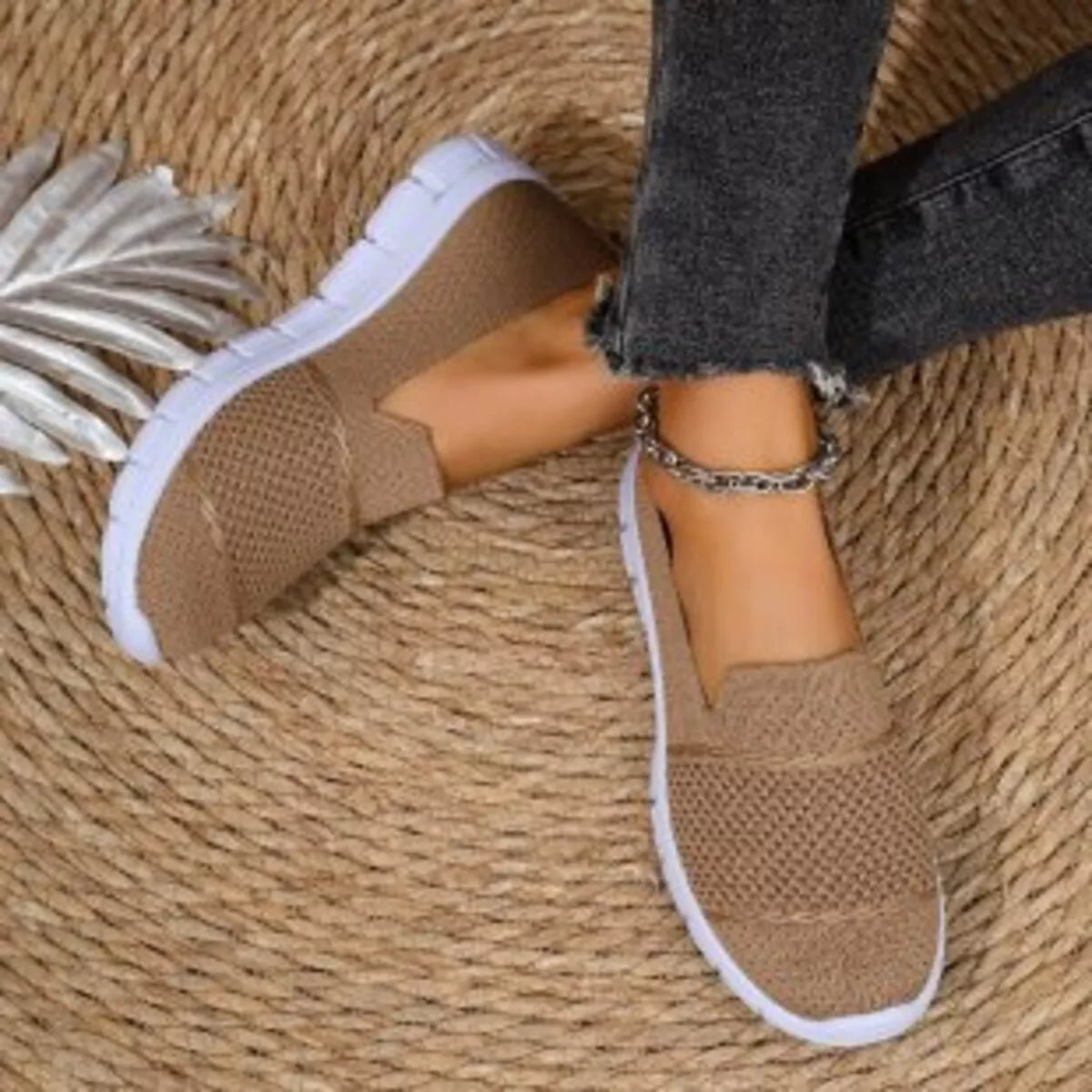Round Toe Flats Slip-Ons