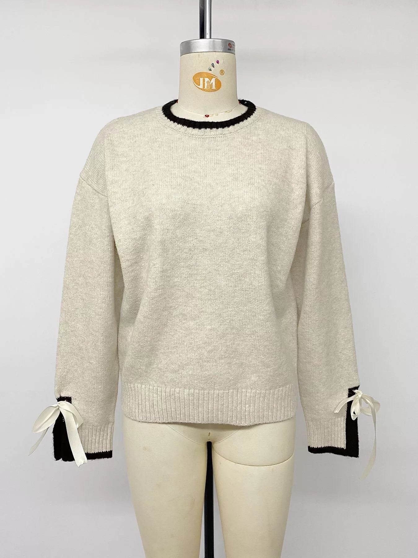 Contrast Trim Ribbed Cuff Tie-Sleeve Sweater
