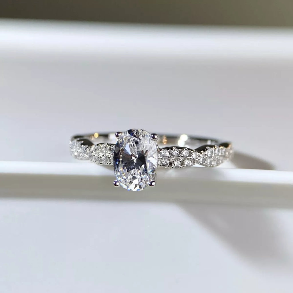 Cultivating High-Carbon Diamond 925 Sterling Silver Oval Ring