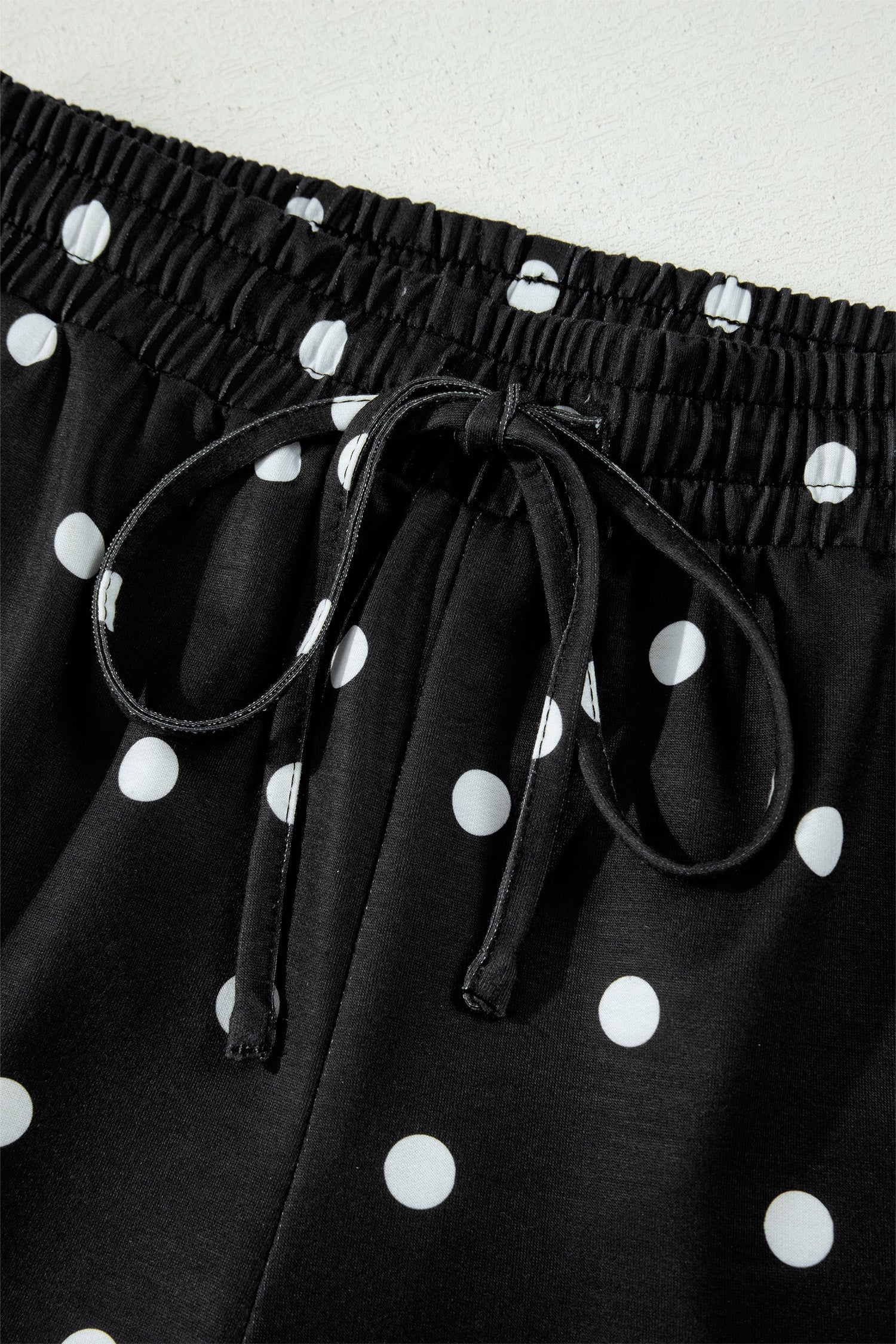 Black Exposed Seam Detail Polka Dot Loose Tee Drawstring Shorts Set