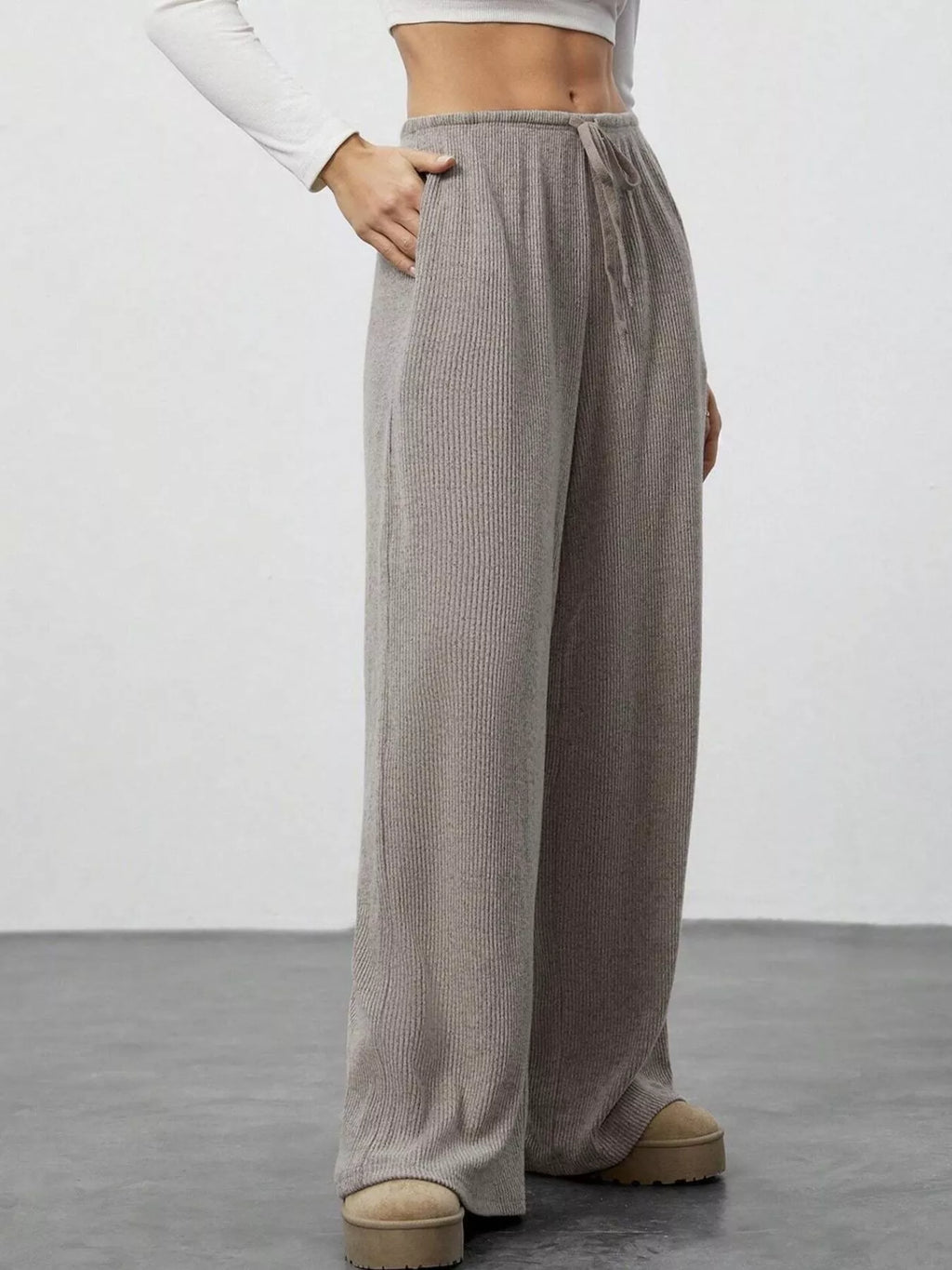 Relaxed Fit Drawstring Pants