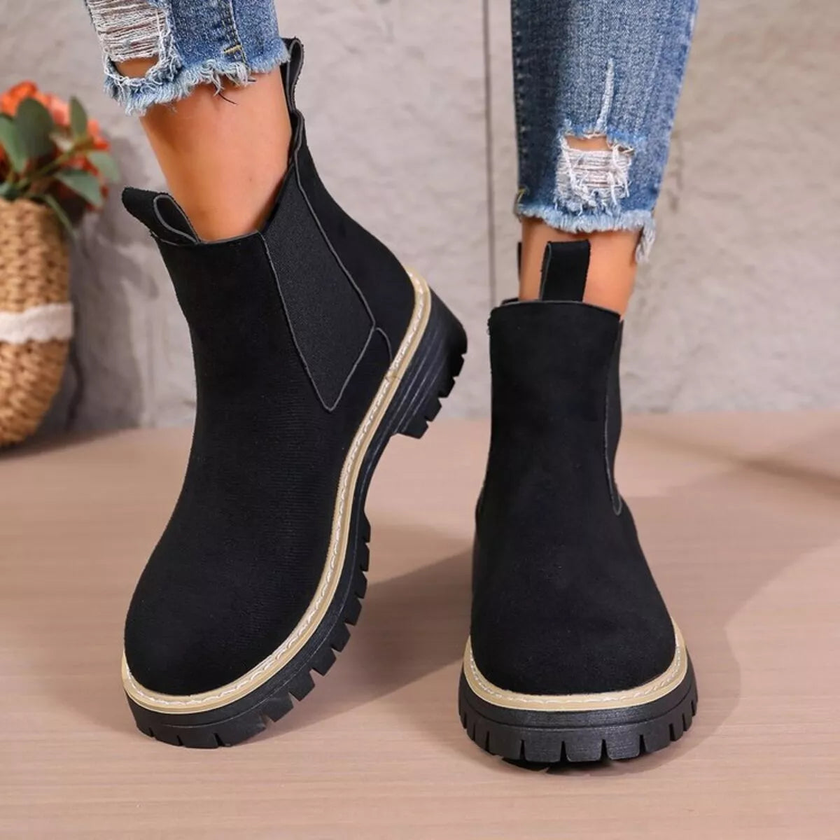 Round Toe Platform Boots